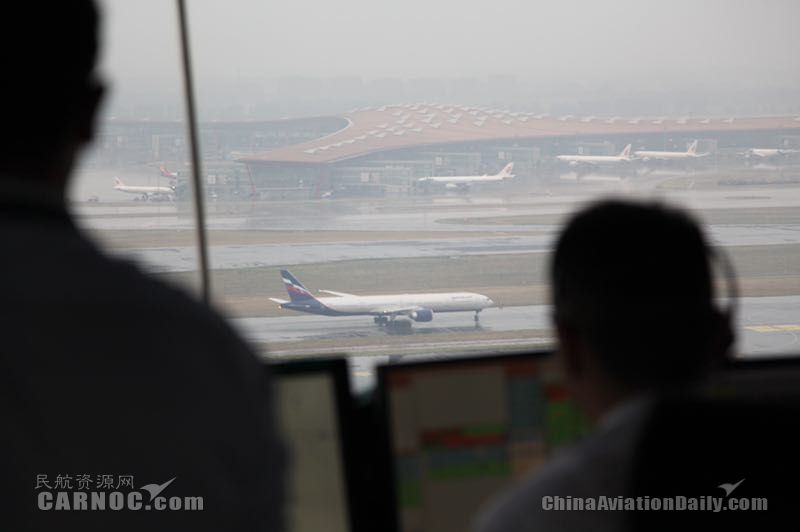 首都機場今明兩(liang) 天將迎中到大雨 已取消航班74架次