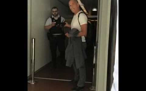 抗拒邊檢還“辱警” 希臘前部長鬧巴黎機場