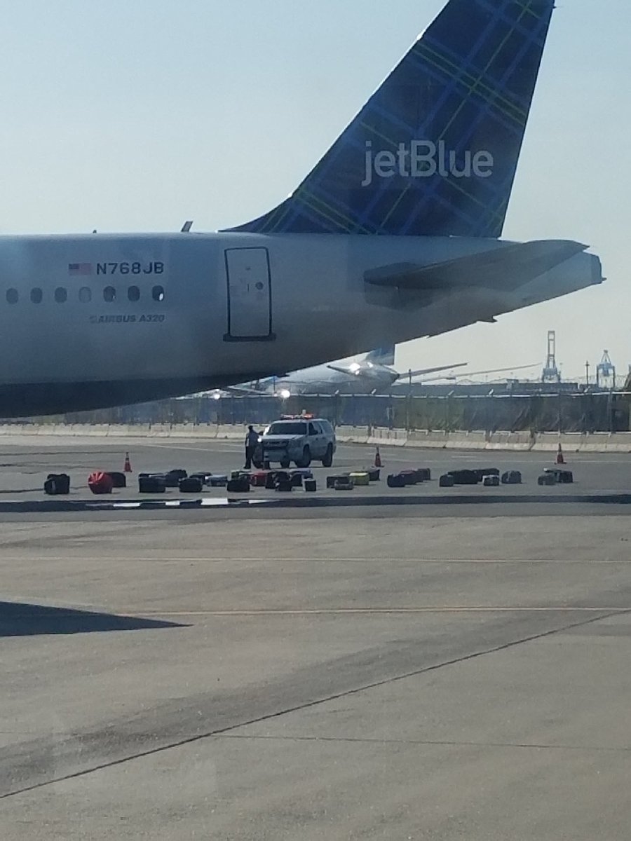 有詐彈？有異味？捷藍航空在美一機場連出狀況