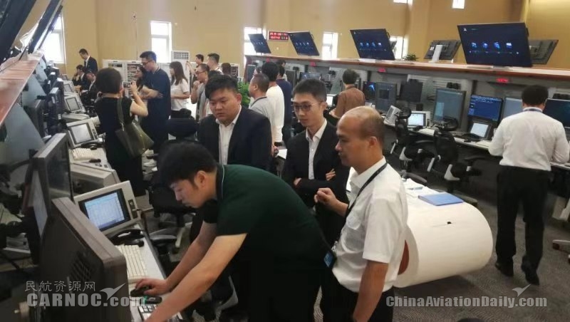 全國最大終端管製中心工程通過行業(ye) 驗收 未來將指揮三個(ge) 千萬(wan) 級機場