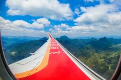 ARJ21新增105架訂單 三大航分別引進35架-上海空運公司