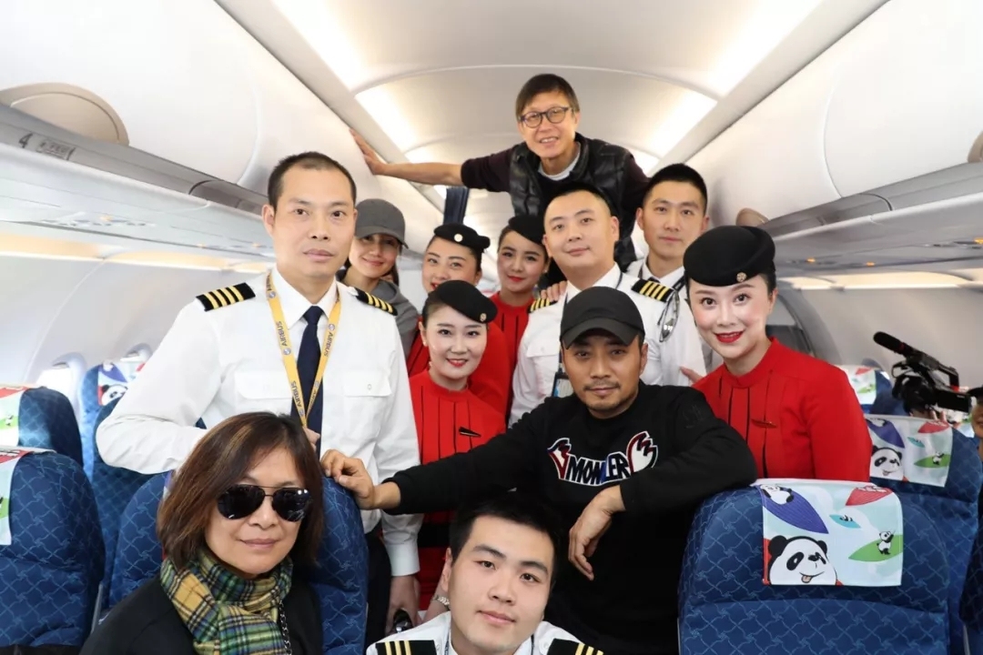 《中國機長》原型：200多天後，川航機組再次起飛