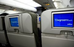 航空公司飛機椅背屏幕裏的生意經-國際物流查詢