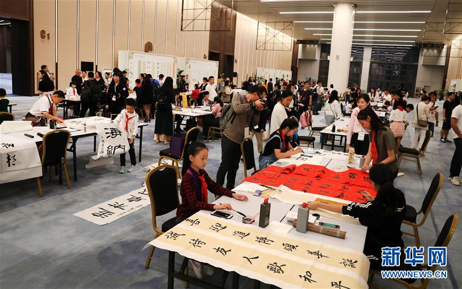 青島西海岸新區保稅物流中心（B型）通過封關(guan) 驗收