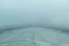空運價格大興機場迎大霧 地麵引導係統當“向導”