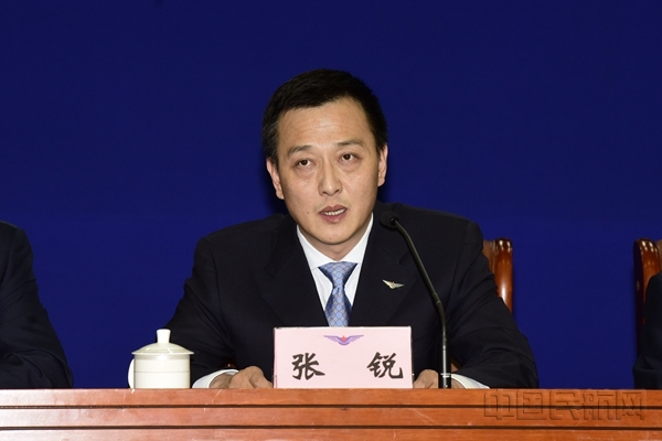 中國民用機場十年來實現曆史性跨越