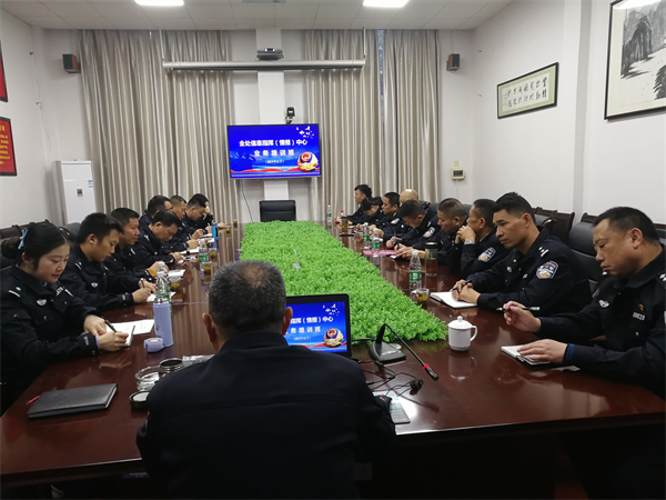 提升公安工作服務鐵路運輸生產(chan) 效能 湖南懷鐵公安舉(ju) 辦信息情報培訓班