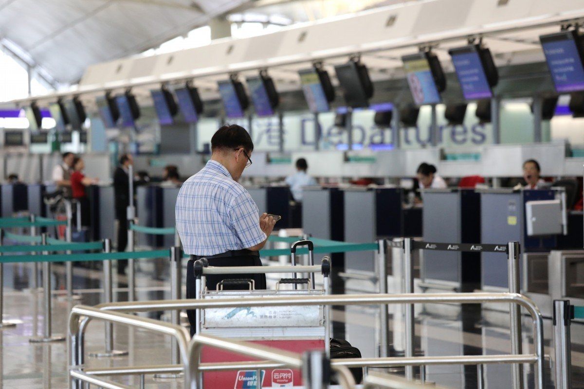 客流暴跌，航司集體(ti) 要求降費，香港機場：NO