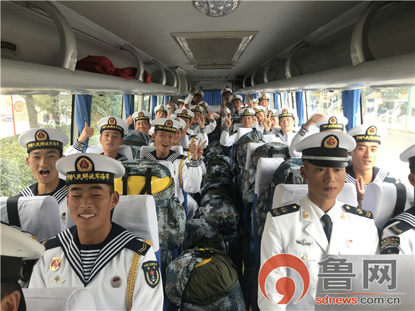 交運溫馨旅遊公司圓滿完成海軍(jun) 受閱方隊官兵接站運輸保障任務