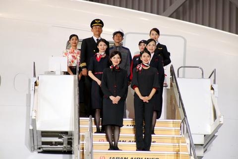 超6成空姐遭偷拍 日本航空引入褲裝製服