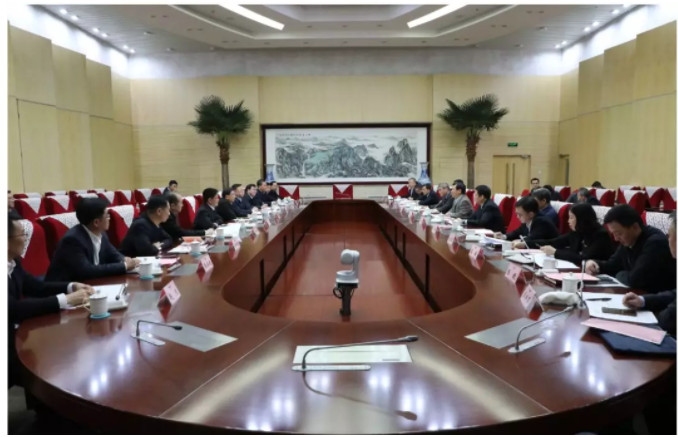馮(feng) 正霖會(hui) 見福建省委書(shu) 記於(yu) 偉(wei) 國、省長唐登傑一行