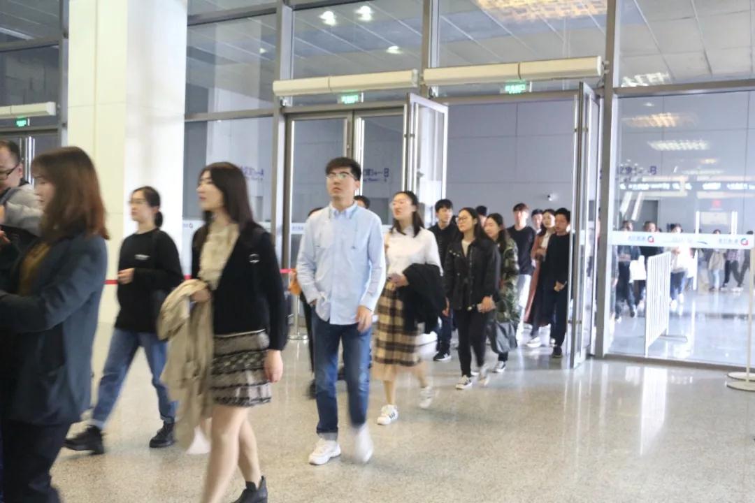 卡塔爾的國際快遞-第三屆上海自貿試驗區航運企業(ye) 展示和專(zhuan) 業(ye) 人才交流會(hui) 成功舉(ju) 辦