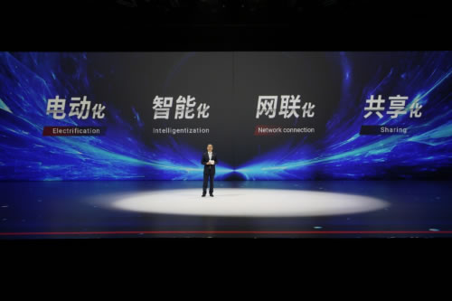
fedex-J7加冕新車王，行業(ye) 大咖點讚解放自主研發新高度