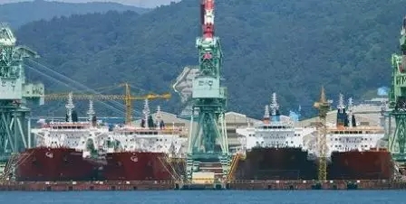 海運訂艙公司-現代尾浦造船獲全球首份冰級LNG動力MR型成品油船訂單
