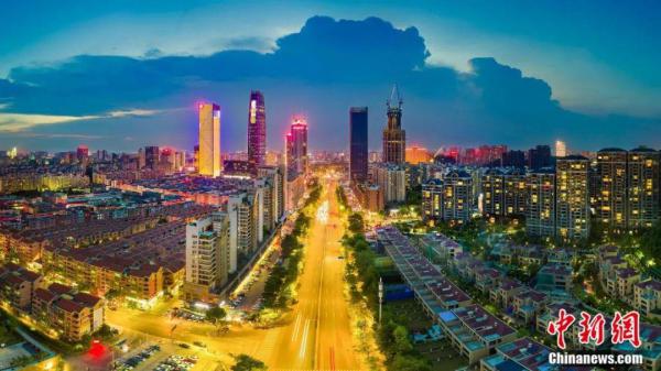 世界工廠、籃球城市……東(dong) 莞，其實也沒什麽(me) 