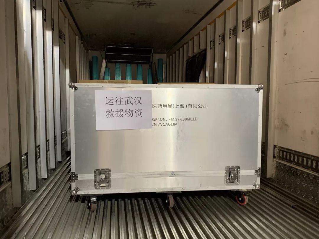 嘉定物流企業(ye) 星夜馳援，加配醫用物資抵達武漢