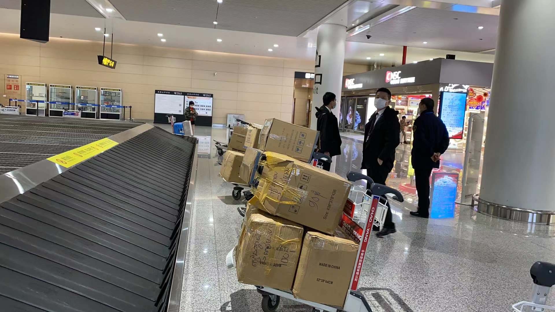 亞(ya) 美尼亞(ya) 的空運價(jia) 格-柬埔寨支援中國抗擊新型冠狀病毒疫情 山航協助運輸5.95萬(wan) 隻口罩