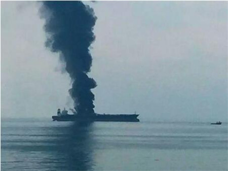 空運港口-一艘VLCC阿聯酋海域起火 致2死8傷(shang) 3失蹤