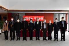 香港國際空運-美籍華人、東航集團、民盟上海市委跨洋接力 一百萬件手套馳援