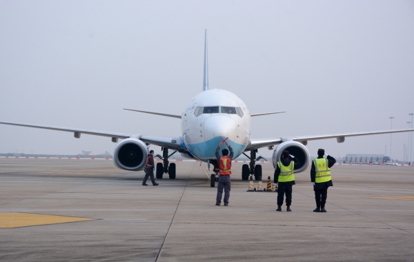 非洲國際國際快遞-宜建鍾情|三峽機場圓滿完成福建首批對口支援醫療隊包機保障任務