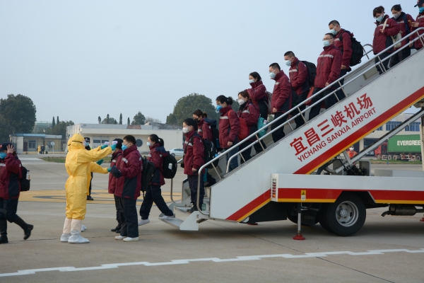 非洲國際國際快遞-宜建鍾情|三峽機場圓滿完成福建首批對口支援醫療隊包機保障任務