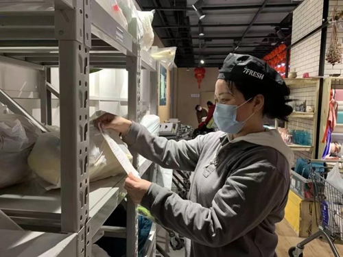 金鼎軒員工經過培訓後到京東(dong) 7Fresh上崗