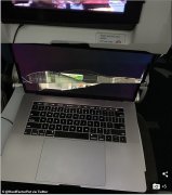 亞美尼亞空運-前排乘客放倒椅背壓碎電腦屏幕 網友發推懟航司