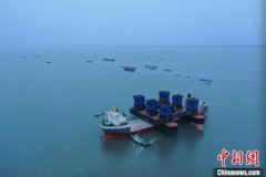 柬埔寨海運-海事引航協作4.1億元海工模塊從江蘇出江“發往”新加坡