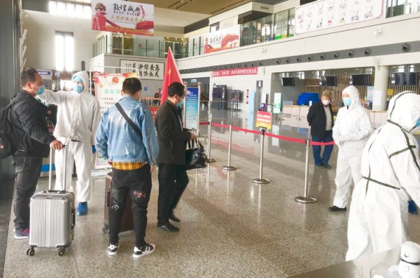 國際物流查詢-嚴(yan) 防境外疫情輸入 敦煌機場築牢航空運輸關(guan) 口（附圖）