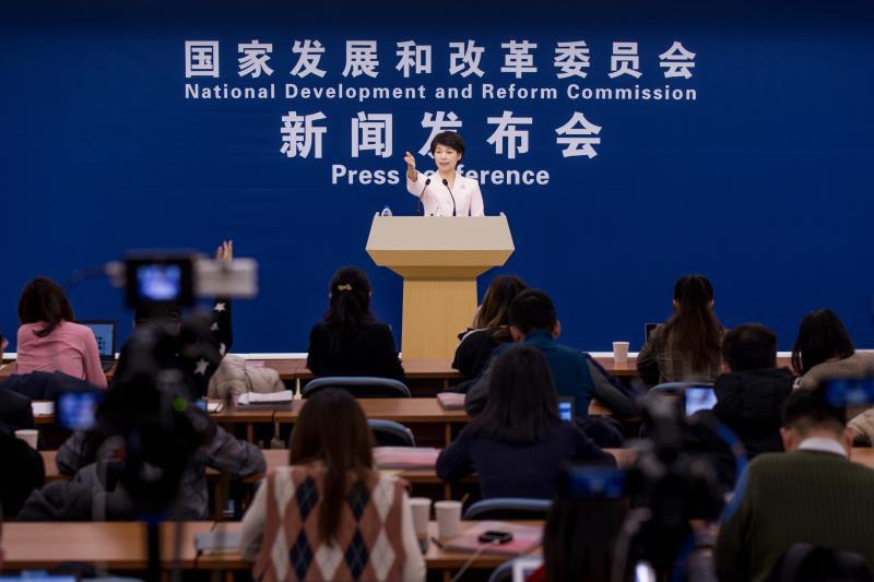 國家發展改革委舉(ju) 行2020年1月份新聞發布會(hui)  介紹宏觀經濟運行情況並回應熱點問