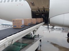 鄭州空運公司常州機場全力保障援助荷蘭防疫物資快速發運