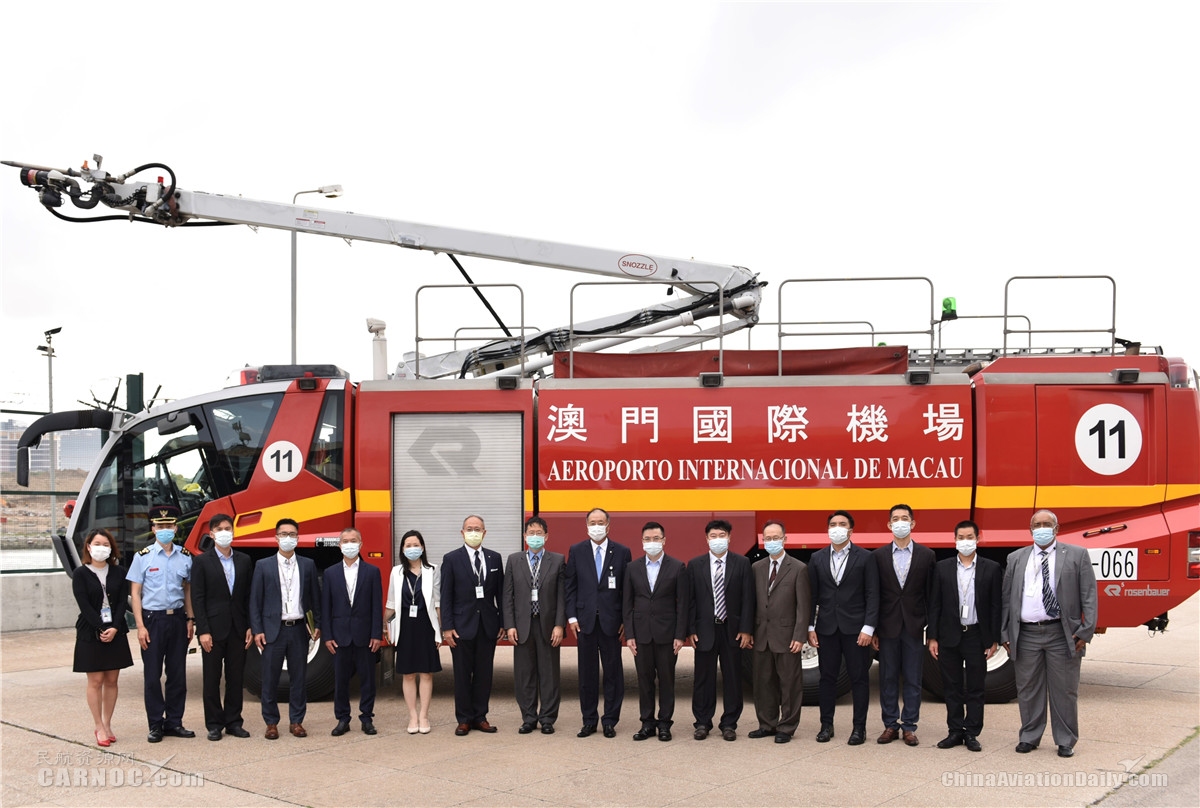 澳門機場執行委員會(hui) 成員與(yu) 消防局局長會(hui) 麵 機場和消防續配合發展