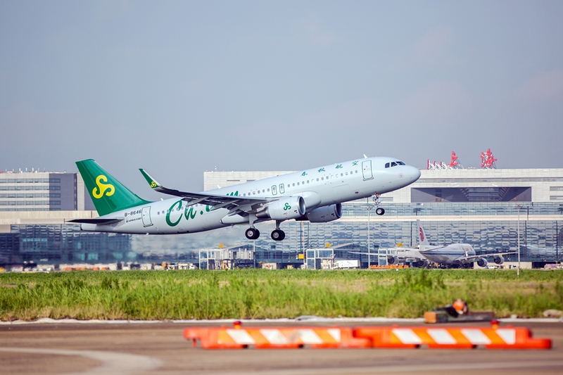 全國政協委員、春秋航空董事長王煜：恢複經濟要投資和消費同時發力