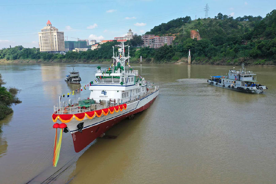 國內(nei) 首艘自主建造500千伏海底電纜運維船在海口交付使用
-國際物流
