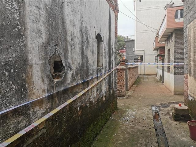 可實現空地實時指揮和探測數據實時傳(chuan) 輸
-深圳雙清包稅